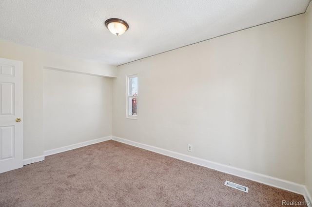 18238 Santa Rosa Drive, Detroit, MI 48221