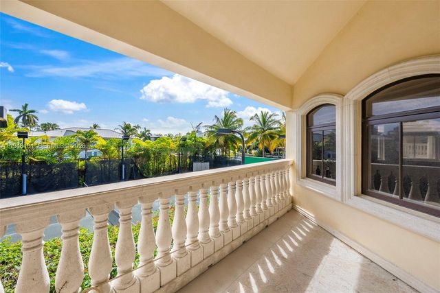 680 Golden Beach Drive, Golden Beach, FL 33160