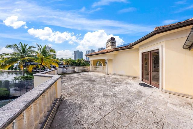 680 Golden Beach Drive, Golden Beach, FL 33160
