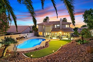 9408 Hollycrest Drive, Las Vegas, NV 89117