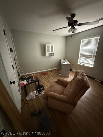 1407 14th Circle, Barling, AR 72923