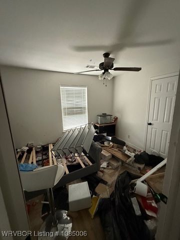 1407 14th Circle, Barling, AR 72923