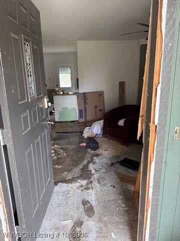 1407 14th Circle, Barling, AR 72923