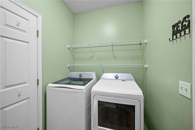 6007 Steeple Chase Way, Medina, OH 44256