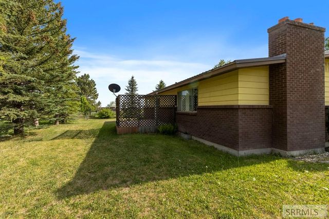 4000 E 97th N, Idaho Falls, ID 83401