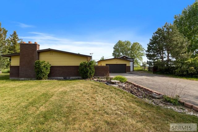 4000 E 97th N, Idaho Falls, ID 83401