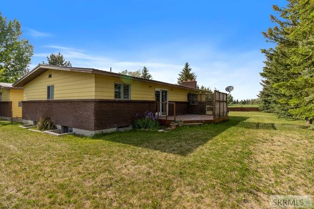 4000 E 97th N, Idaho Falls, ID 83401