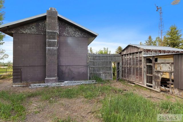 4000 E 97th N, Idaho Falls, ID 83401