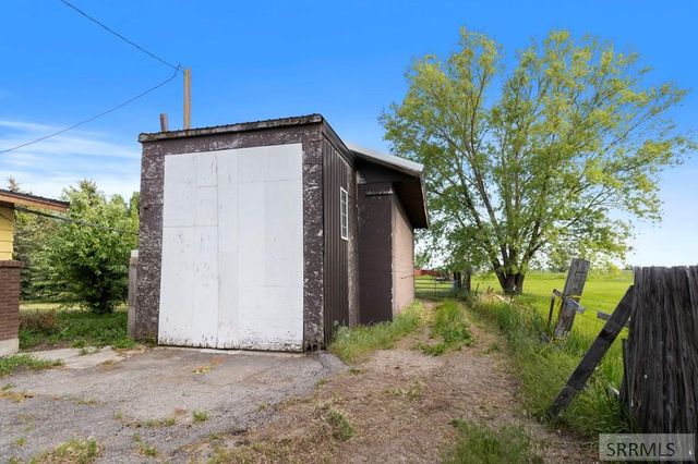 4000 E 97th N, Idaho Falls, ID 83401