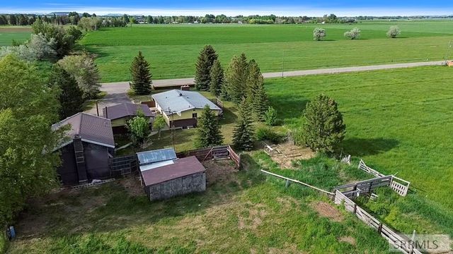 4000 E 97th N, Idaho Falls, ID 83401