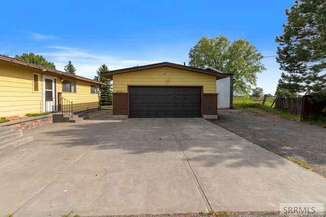 4000 E 97th N, Idaho Falls, ID 83401