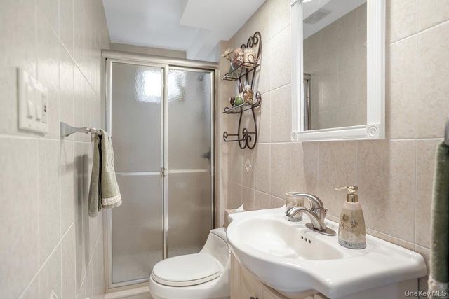 135 Southern Parkway, Plainview, NY 11803