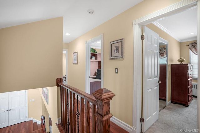 135 Southern Parkway, Plainview, NY 11803