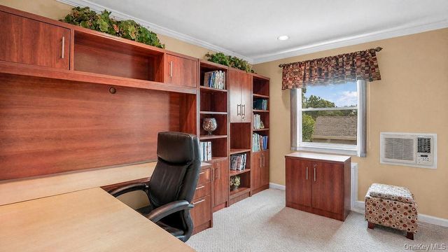 135 Southern Parkway, Plainview, NY 11803