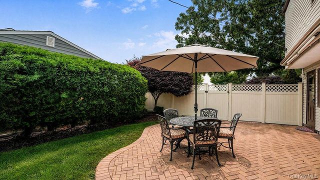 135 Southern Parkway, Plainview, NY 11803