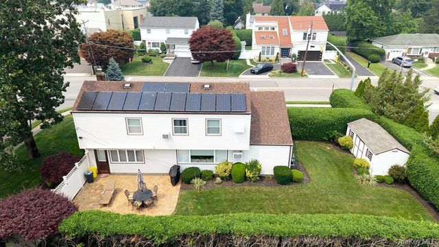 135 Southern Parkway, Plainview, NY 11803