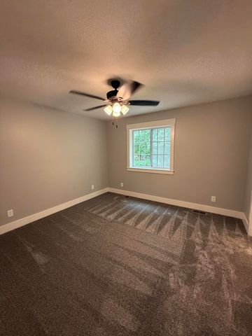 605 Spring Street, Whitehall City, MI 49461
