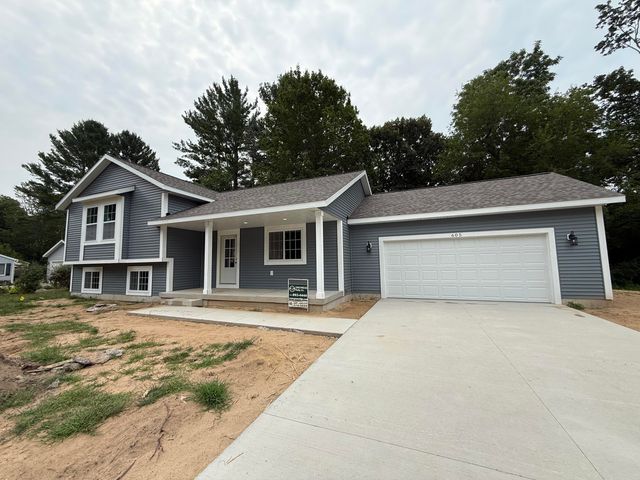 605 Spring Street, Whitehall City, MI 49461