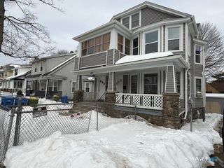 16 Clifton Avenue, Waterbury, CT 06710