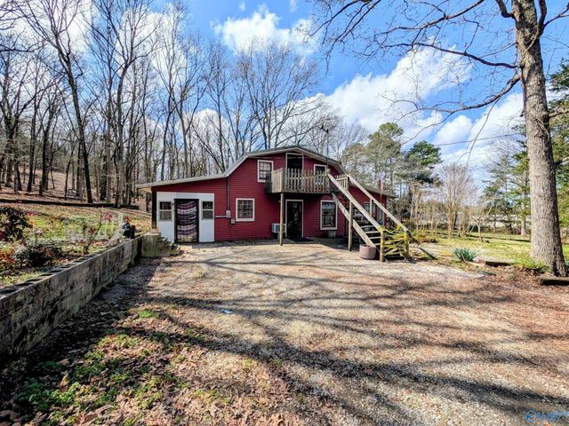 1818 West Lacon Road, Falkville, AL 35622