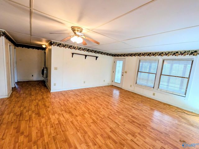 1818 West Lacon Road, Falkville, AL 35622