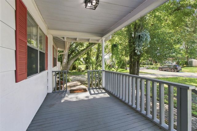 5206 PARADE STREET, Temple Terrace, FL 33617