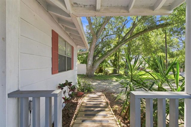 5206 PARADE STREET, Temple Terrace, FL 33617