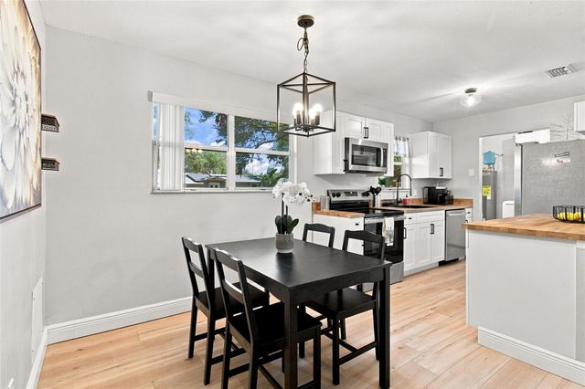 5206 PARADE STREET, Temple Terrace, FL 33617