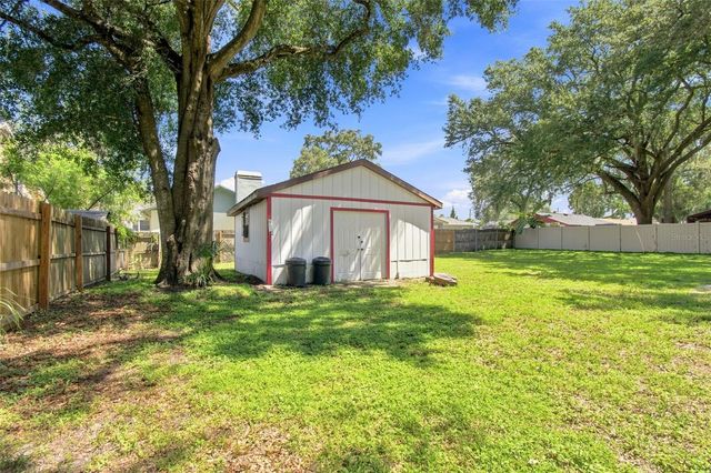5206 PARADE STREET, Temple Terrace, FL 33617