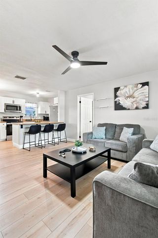 5206 PARADE STREET, Temple Terrace, FL 33617