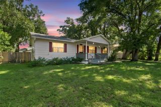 5206 PARADE STREET, Temple Terrace, FL 33617