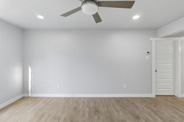 10574 High Hollows Drive 165, Dallas, TX 75230
