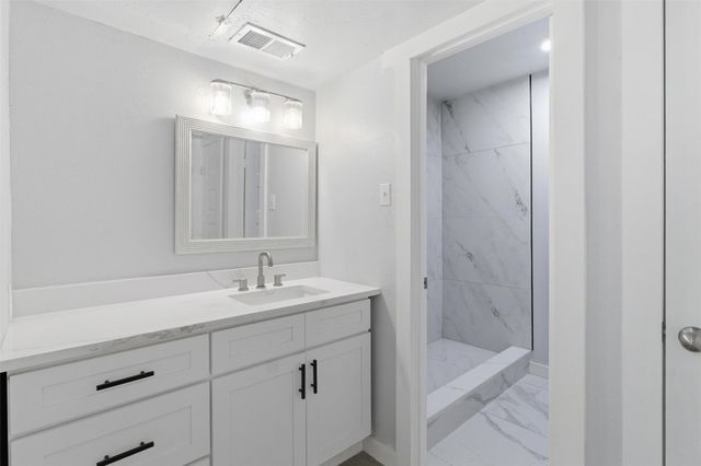 10574 High Hollows Drive 165, Dallas, TX 75230