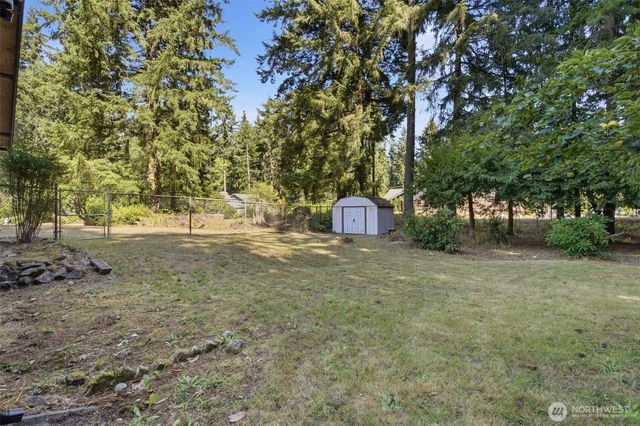 11 NW Bridle Ridge Pl, Bremerton, WA 98311
