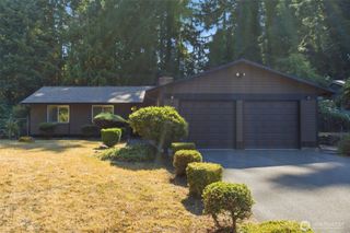 11 NW Bridle Ridge Pl, Bremerton, WA 98311