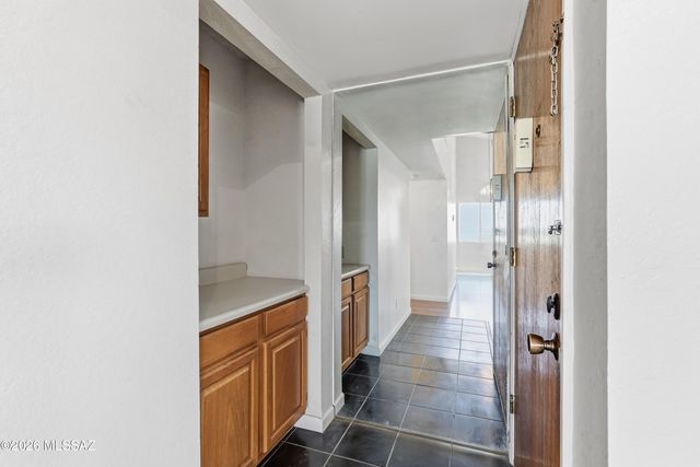 808 S Langley Ave Unit 201, Tucson, AZ 85710