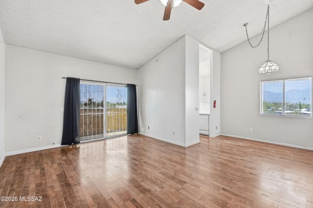 808 S Langley Ave Unit 201, Tucson, AZ 85710