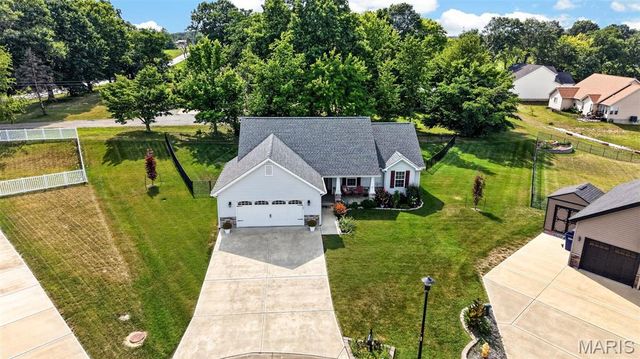 380 Steam Engine Court, Troy, MO 63379