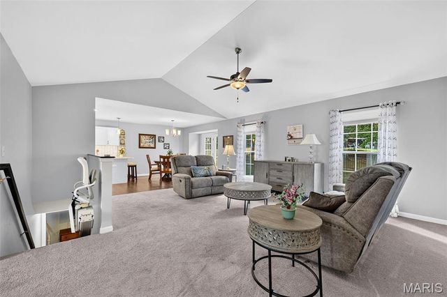 380 Steam Engine Court, Troy, MO 63379