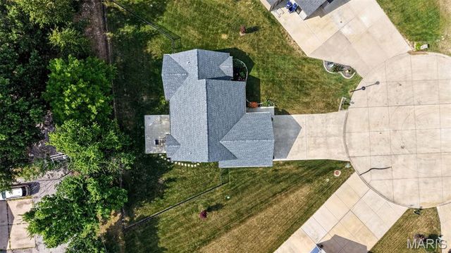 380 Steam Engine Court, Troy, MO 63379