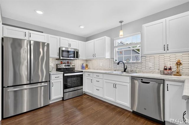 380 Steam Engine Court, Troy, MO 63379