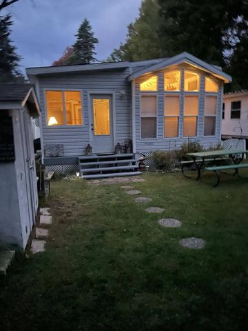 8091 Carriage Lane, Morton Twp, MI 49336