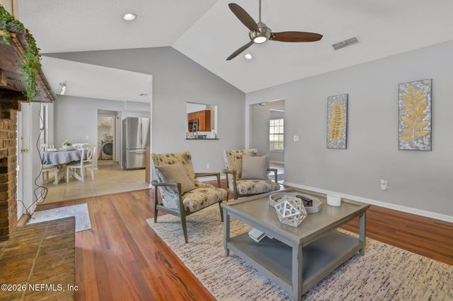 7571 CAPERS Place, Jacksonville, FL 32244