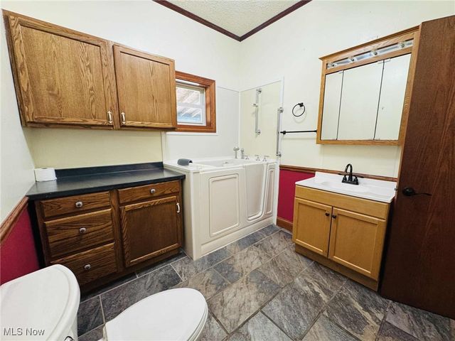 45209 Sarahsville Road, Caldwell, OH 43724