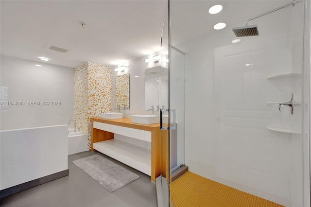 350 SE 2nd St 1250, Fort Lauderdale, FL 33301