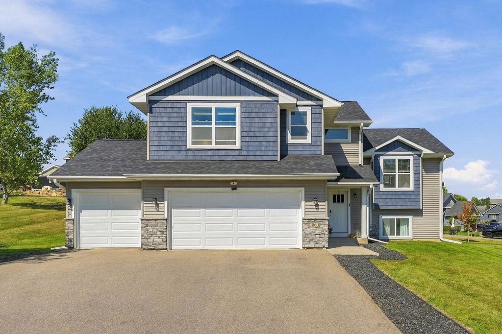 2060 Pleasant Drive, Prescott, WI 54021 — exterior