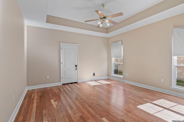 3837 Secretariat Dr, Baton Rouge, LA 70816