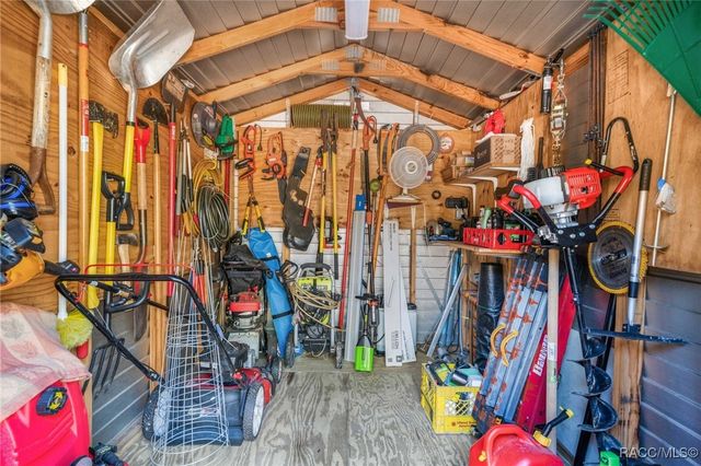 4427 N Butternut Avenue, Beverly Hills, FL 34465