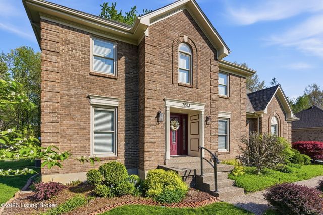7203 Ben Franklin Ct, Louisville, KY 40214