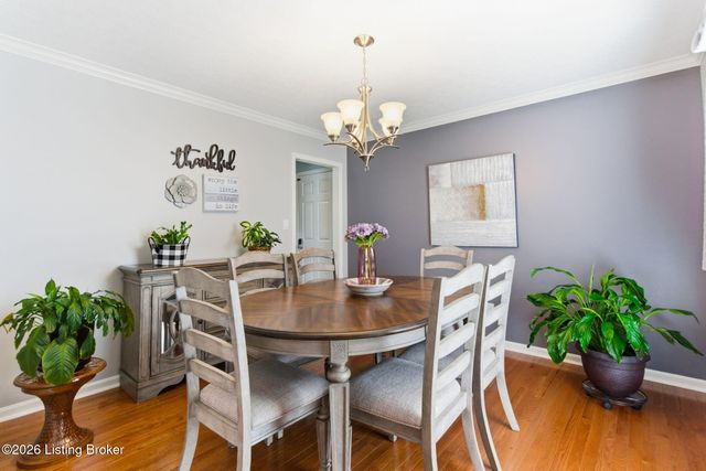 7203 Ben Franklin Ct, Louisville, KY 40214